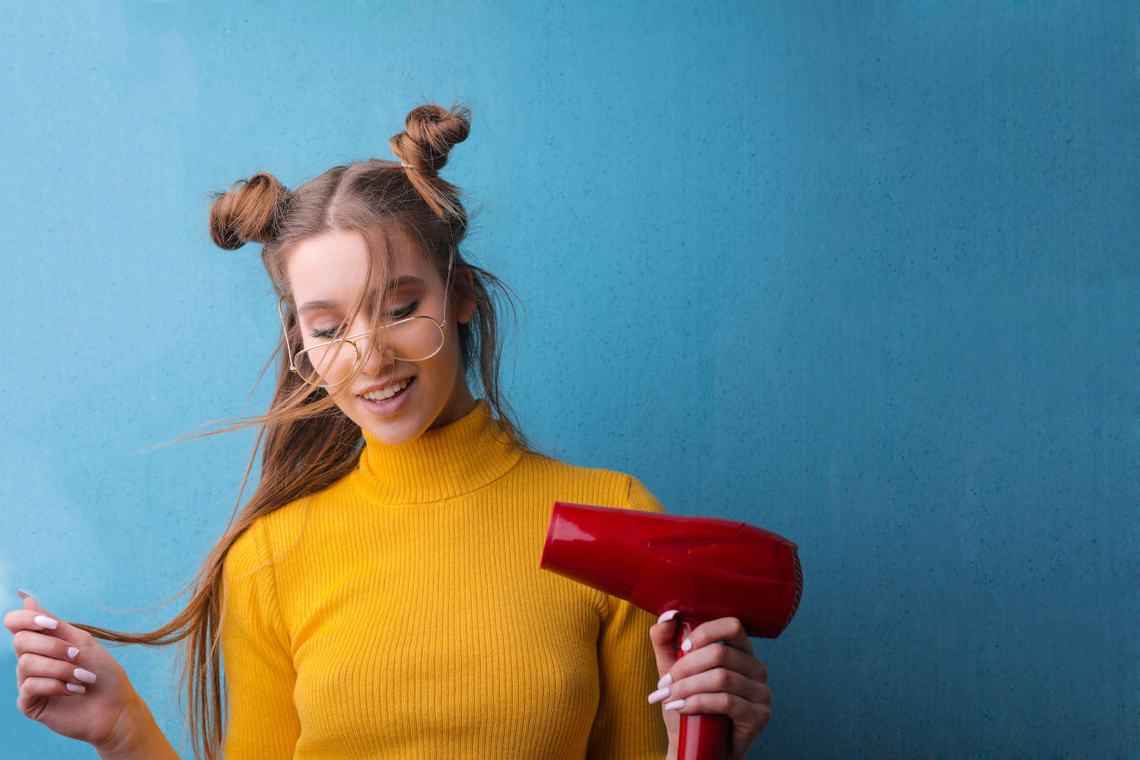 Perché i tuoi capelli cadono? 5 cattive abitudini da evitare