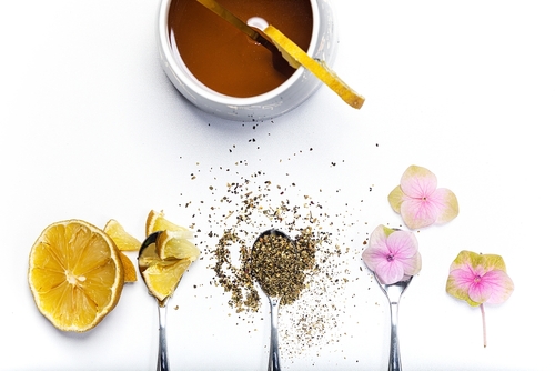 Tisane Funzionali per l’Equilibrio Post-Vacanze